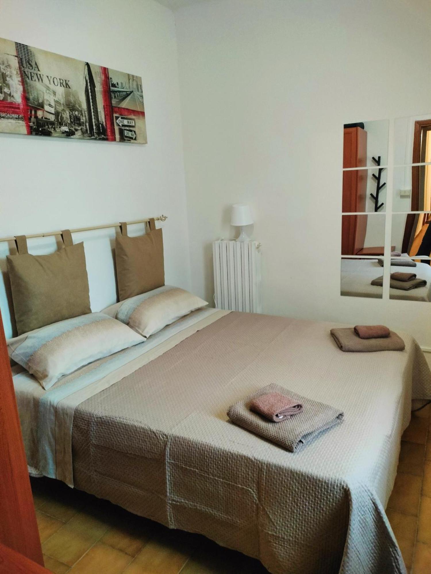 Michelle Apartment Бари Экстерьер фото